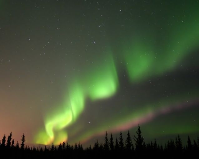 Aurora Dancer - From North Pole, Alaska March 2004
